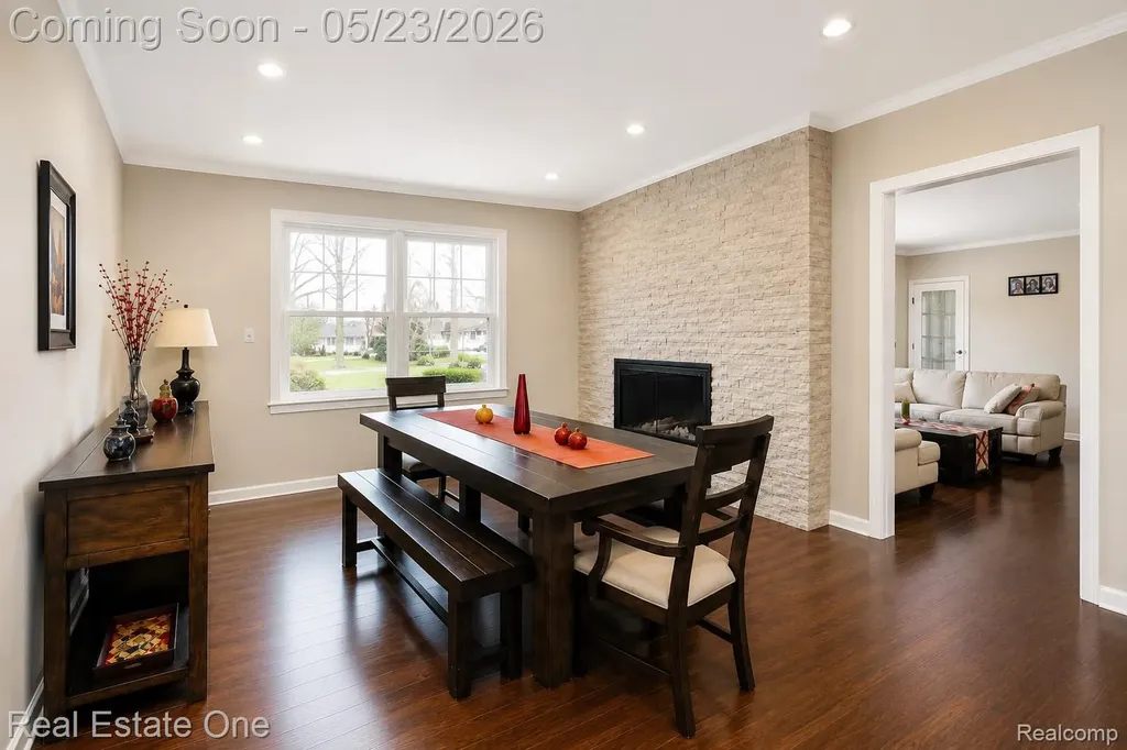 27634 Wellington Street Farmington Hills City MI 48334