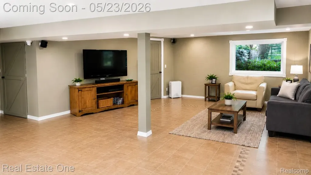 27634 Wellington Street Farmington Hills City MI 48334