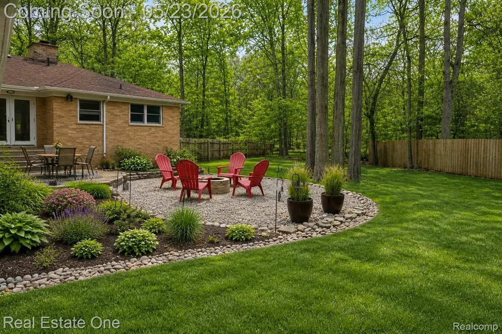 27634 Wellington Street Farmington Hills City MI 48334