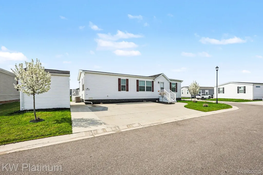 57512 Mill Point Road Lenox Township MI 48048