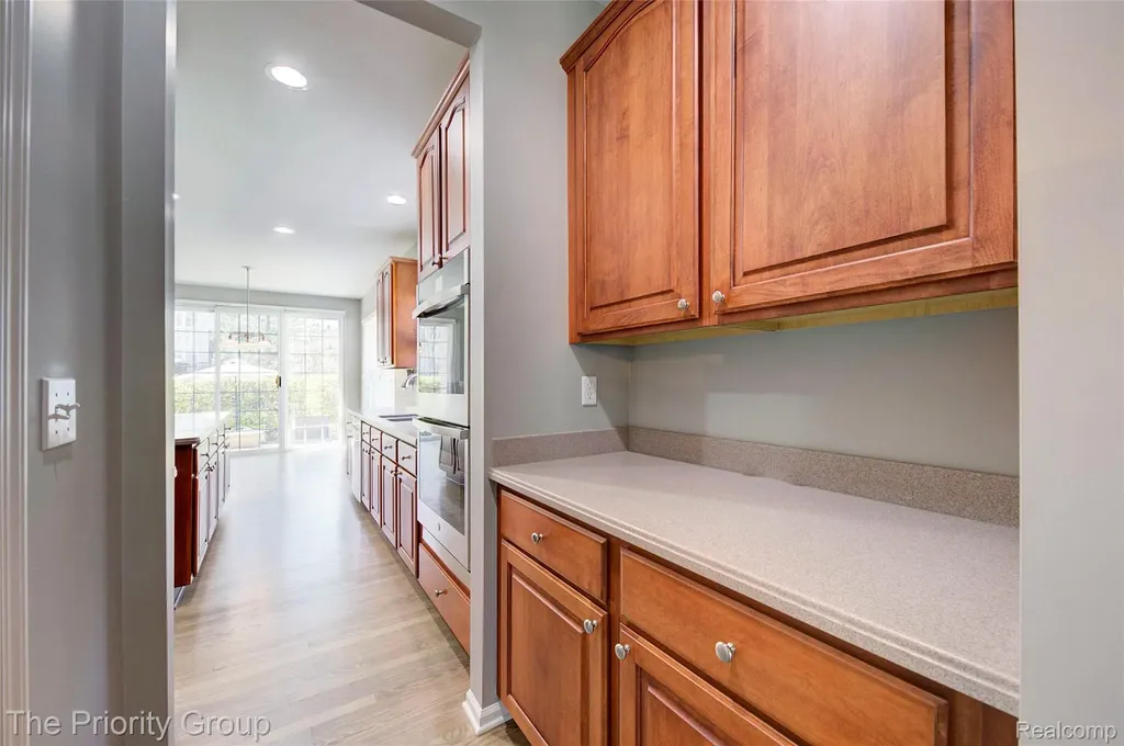 6083 Village Court Independence Charter Township MI 48346