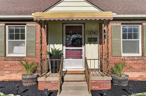 224 S Josephine Avenue Pontiac City MI 48341