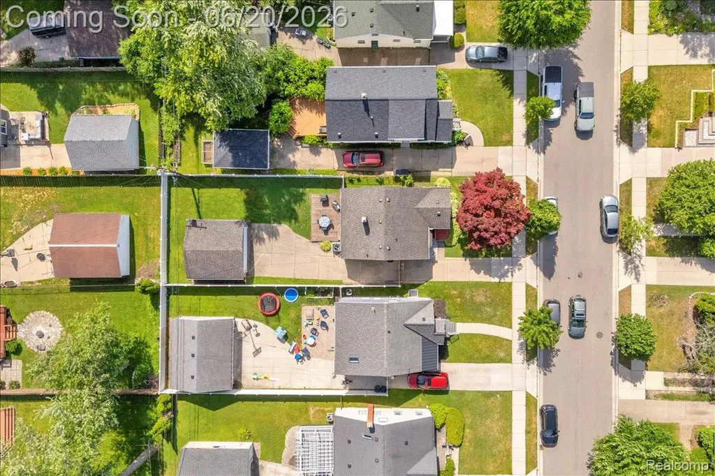 1009 Harvard Road Berkley City MI 48072