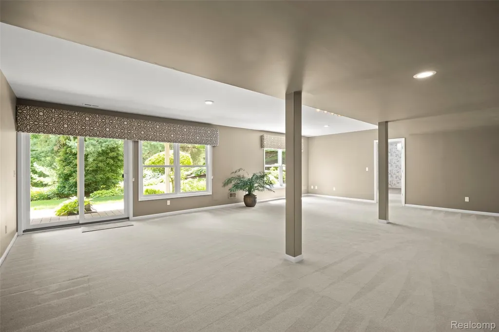 4791 Roundtree Drive Genoa Township MI 48116