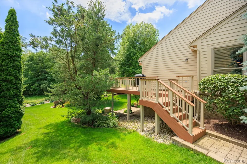 4791 Roundtree Drive Genoa Township MI 48116