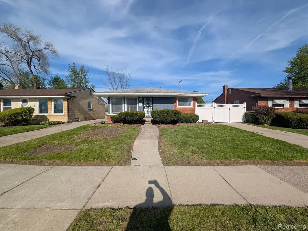 20140 Woodbine Street Detroit City MI 48219