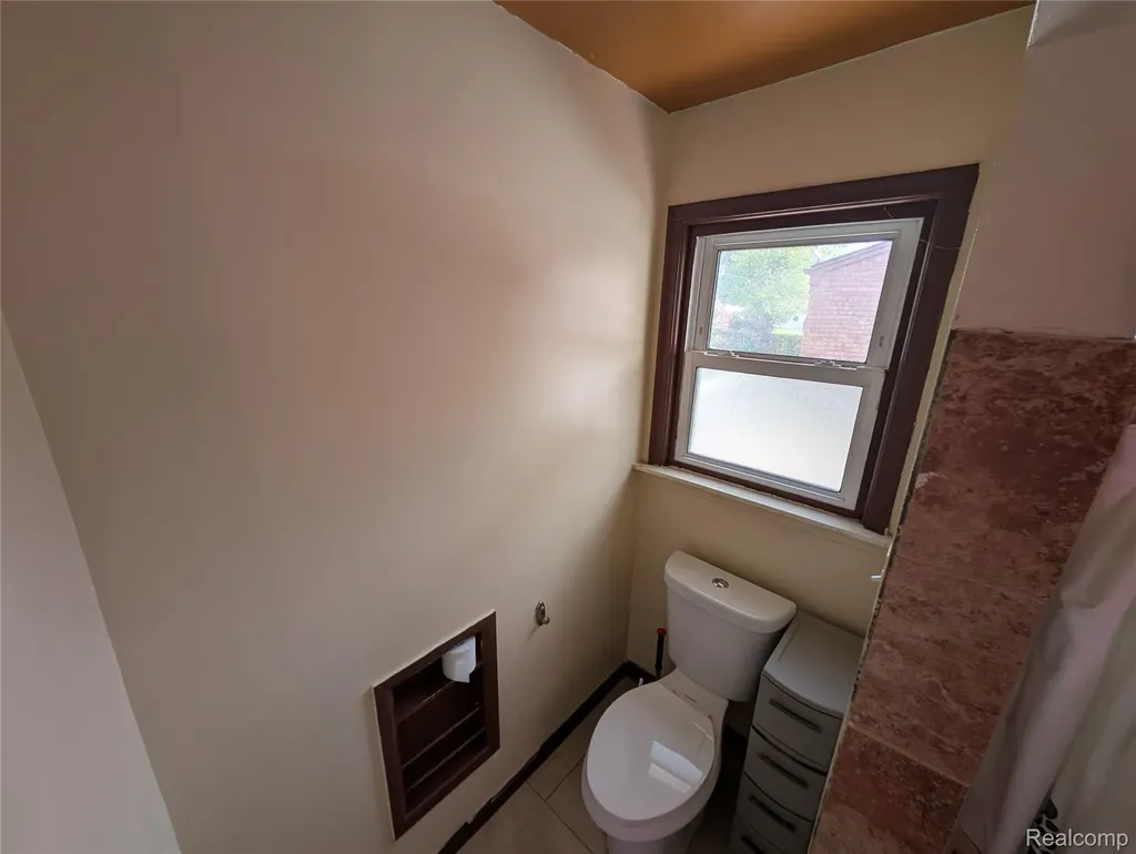 20140 Woodbine Street Detroit City MI 48219