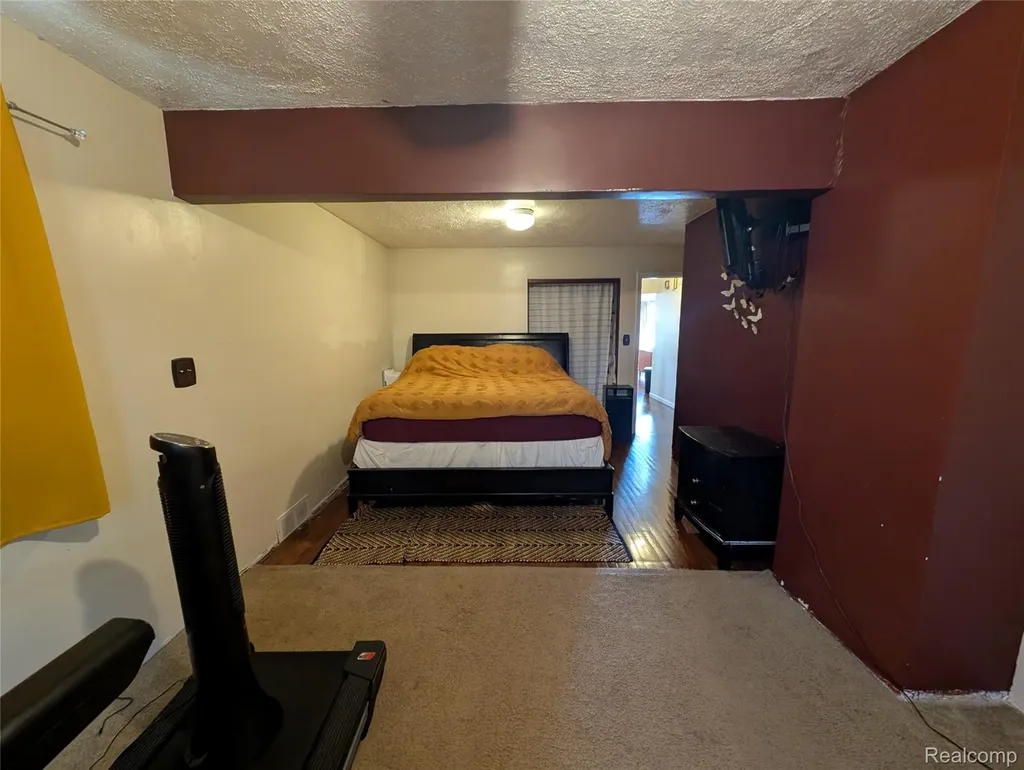 20140 Woodbine Street Detroit City MI 48219