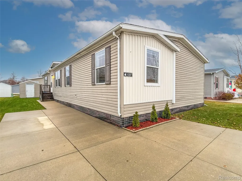 6267 Imperial Drive Tyrone Township MI 48430