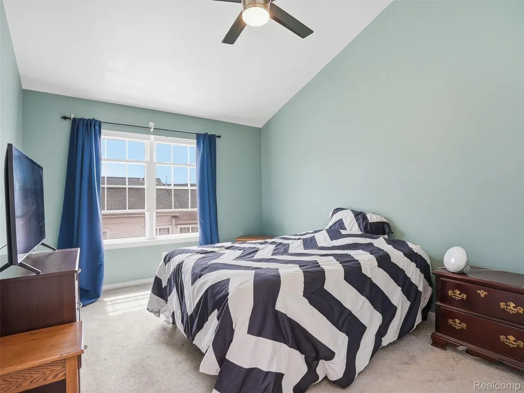 135 W Kenilworth Avenue Royal Oak City MI 48067