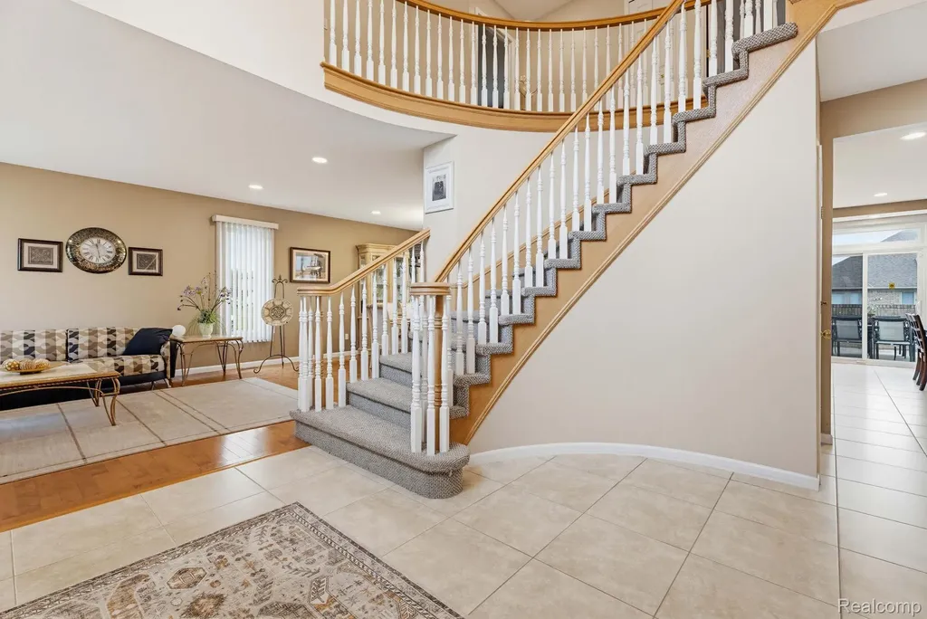 43376 Chester Drive Sterling Heights City MI 48314