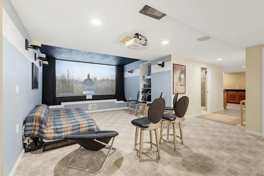 43376 Chester Drive Sterling Heights City MI 48314