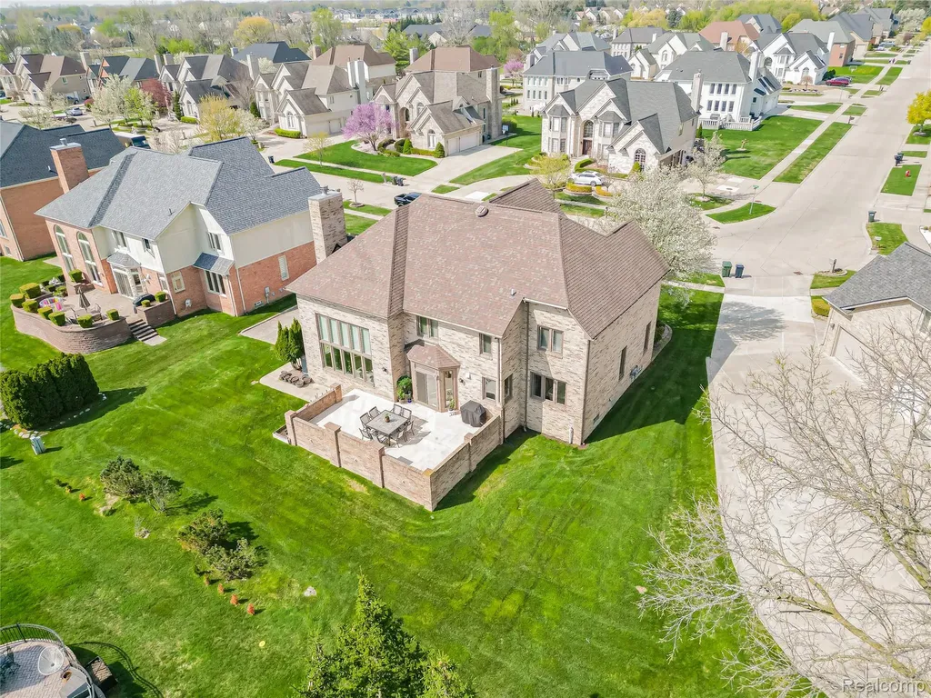 43376 Chester Drive Sterling Heights City MI 48314