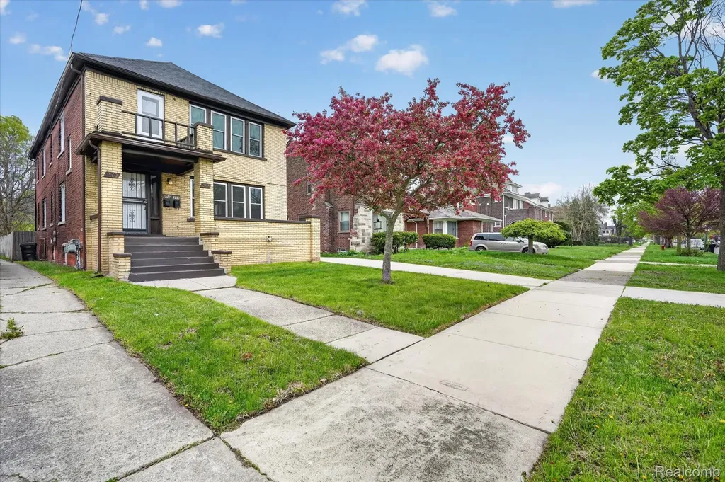 368 Piper Boulevard Detroit City MI 48215