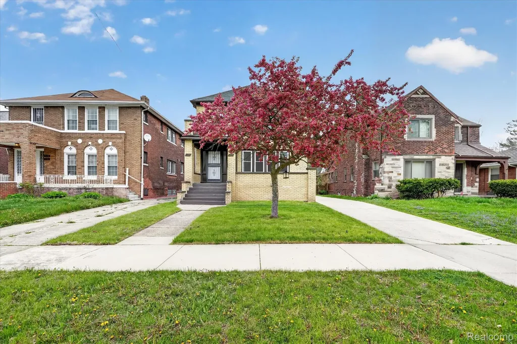 368 Piper Boulevard Detroit City MI 48215