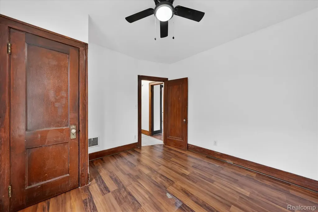 368 Piper Boulevard Detroit City MI 48215
