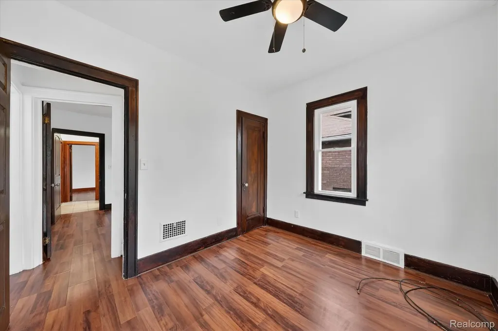 368 Piper Boulevard Detroit City MI 48215