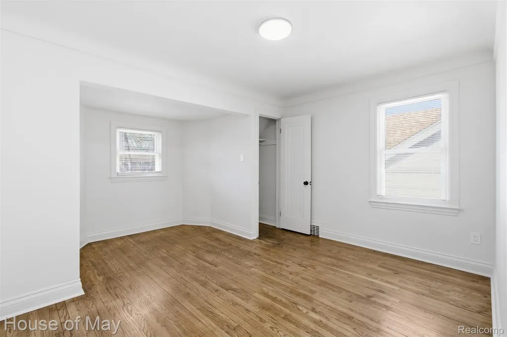 5276 Bedford Street Detroit City MI 48224