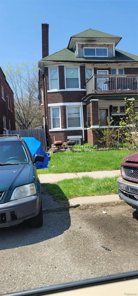 1569 W Grand Boulevard Detroit City MI 48208
