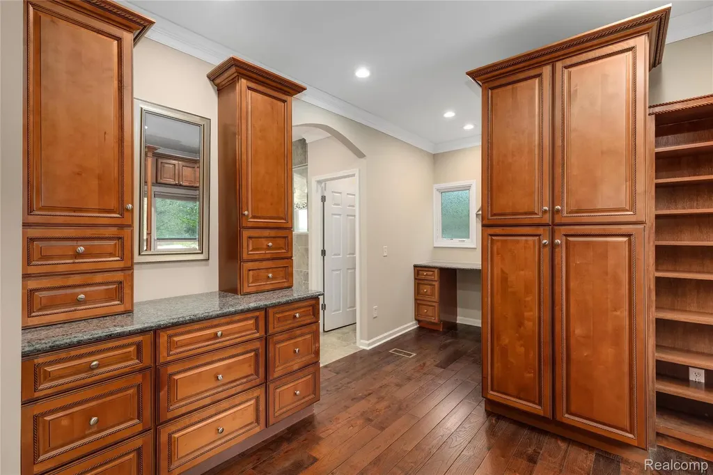 10751 Stoney Point Drive Green Oak Township MI 48178