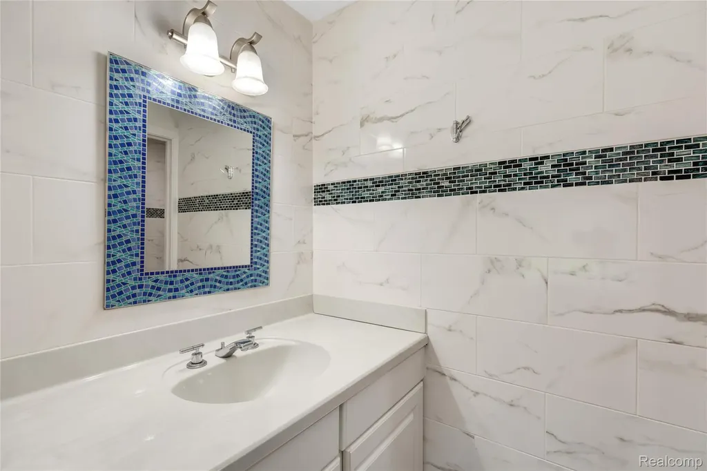 10751 Stoney Point Drive Green Oak Township MI 48178