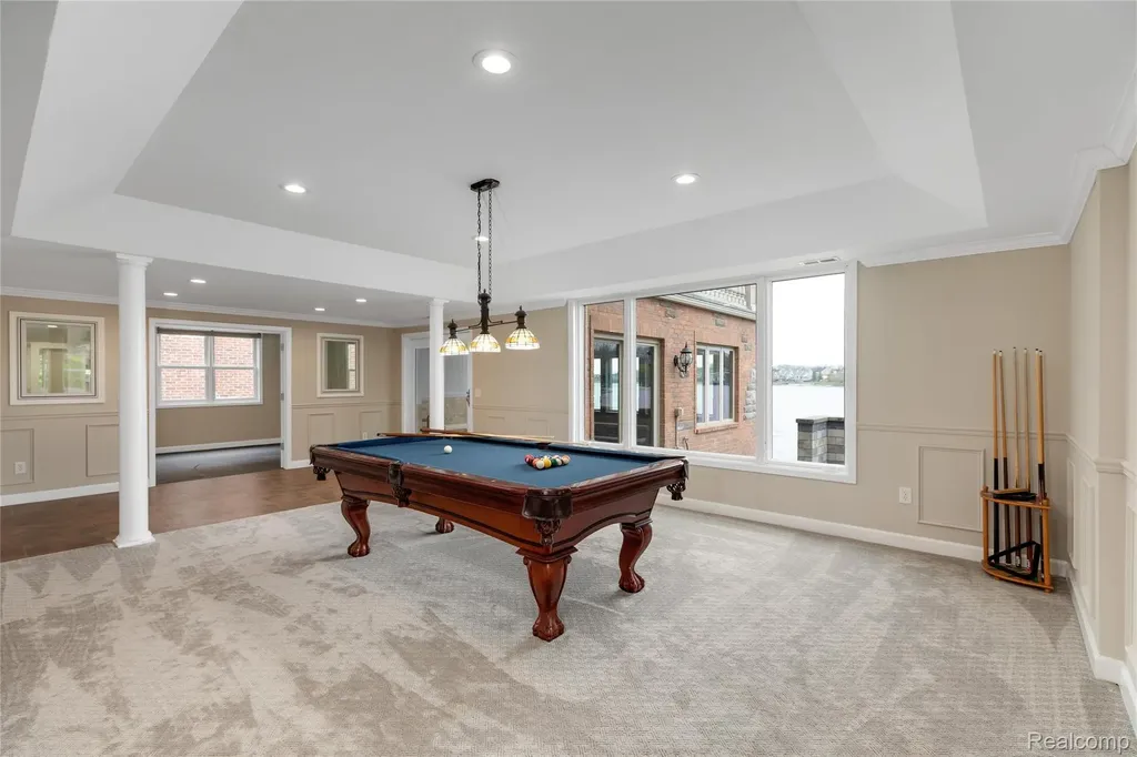 10751 Stoney Point Drive Green Oak Township MI 48178