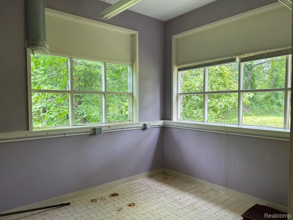 10470 N Rushton Road Green Oak Township MI 48178