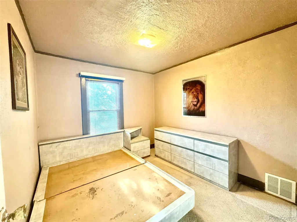 19307 Fleming Street Detroit City MI 48234