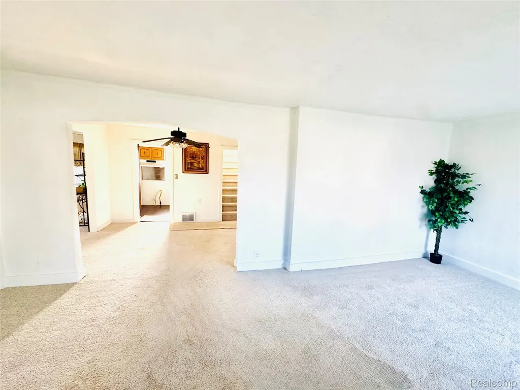 19307 Fleming Street Detroit City MI 48234