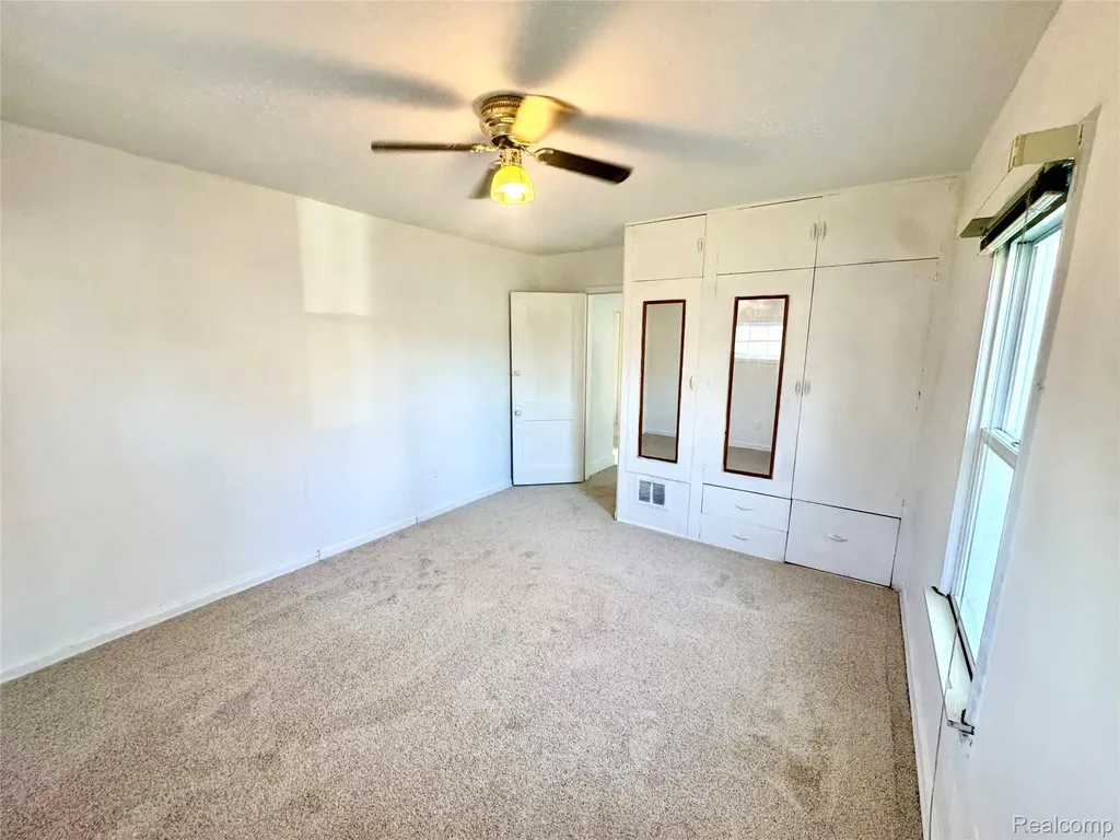 19307 Fleming Street Detroit City MI 48234