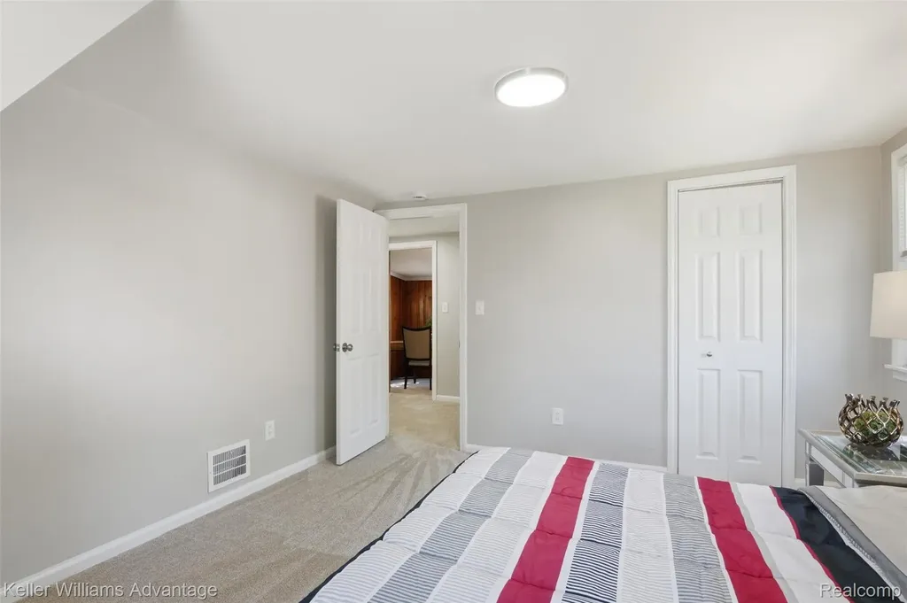 18689 Five Points Street Redford Charter Township MI 48240