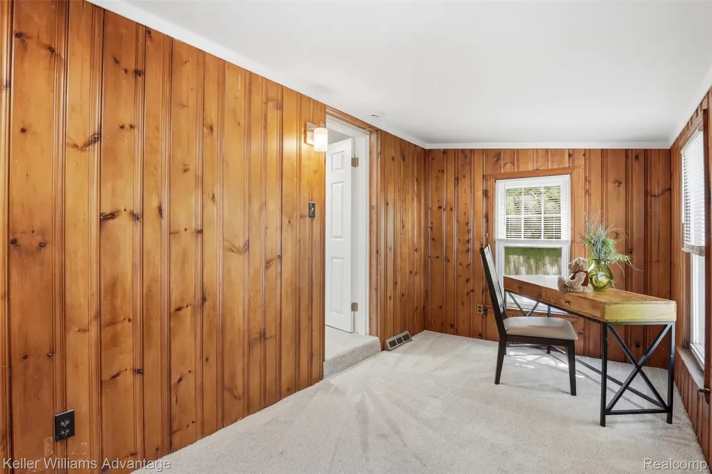 18689 Five Points Street Redford Charter Township MI 48240