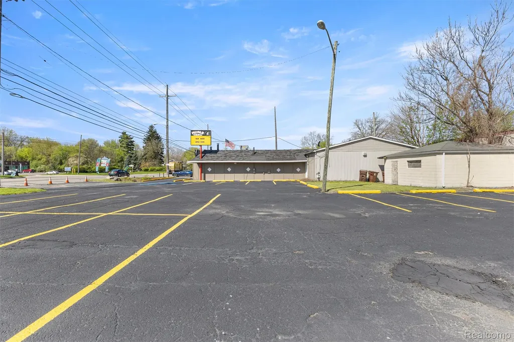 35676 Van Born Road Wayne City MI 48184