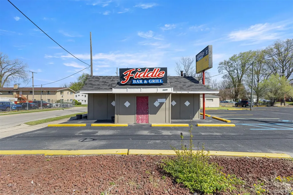 35676 Van Born Road Wayne City MI 48184