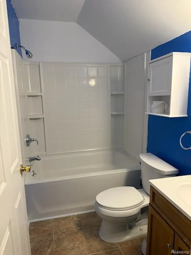 1108 S Grand Traverse Street Flint City MI 48502