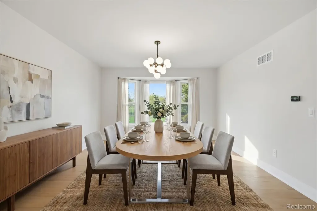1906 Independence Court Rochester Hills City MI 48306