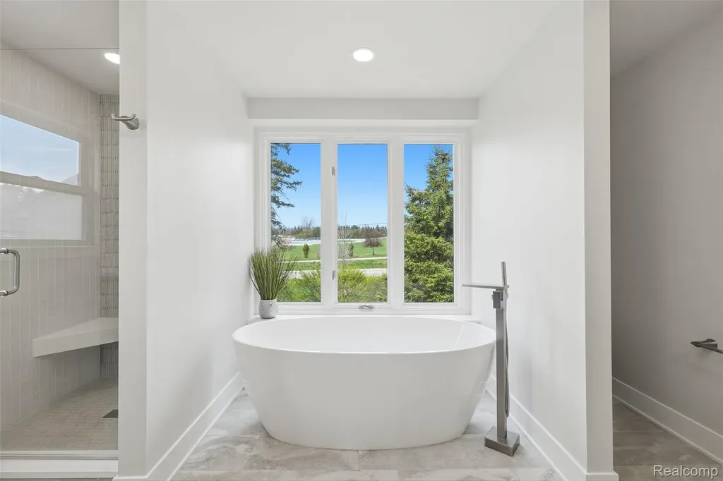 1906 Independence Court Rochester Hills City MI 48306