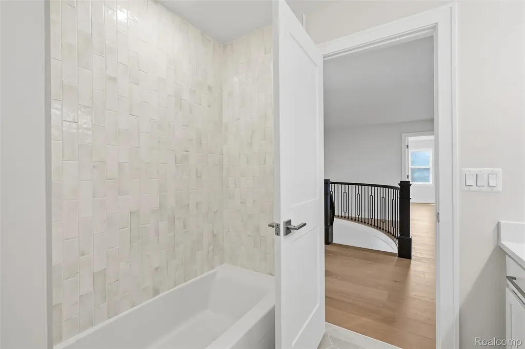 1906 Independence Court Rochester Hills City MI 48306