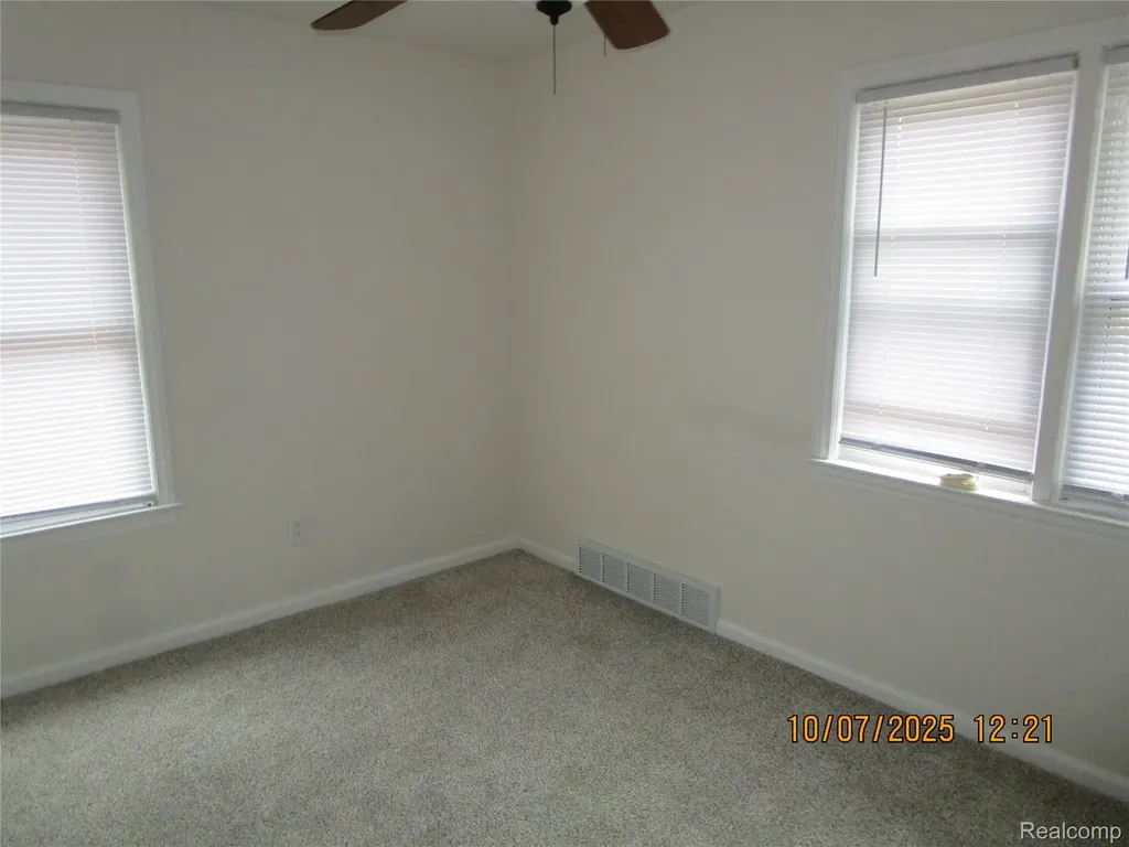 9236 Penrod Street Detroit City MI 48228