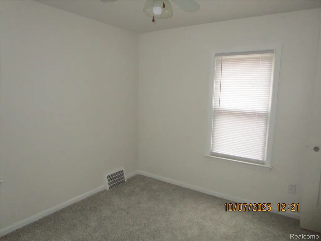 9236 Penrod Street Detroit City MI 48228