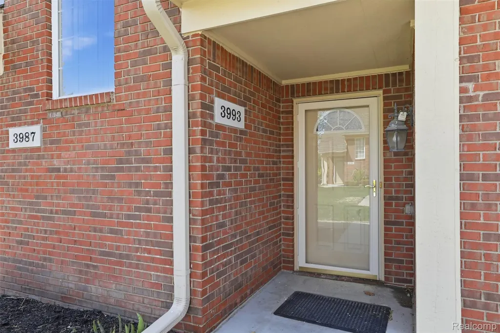 3993 Cornerstone Drive Canton Charter Township MI 48188