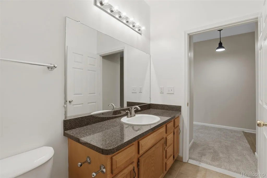 3993 Cornerstone Drive Canton Charter Township MI 48188