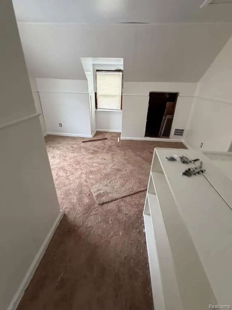 13095 Rosemary Street Detroit City MI 48213