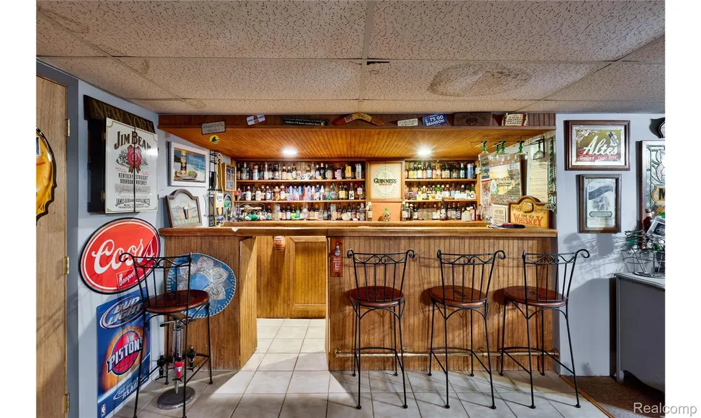 2697 Holland Street Lake Orion Village MI 48360