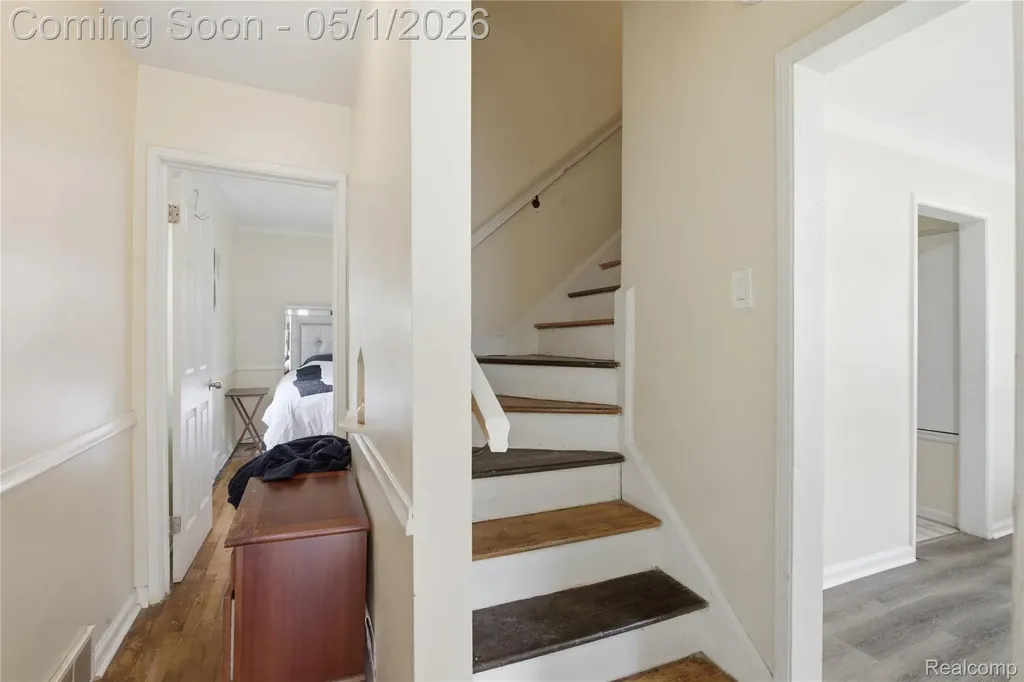 16240 Manning Street Detroit City MI 48205