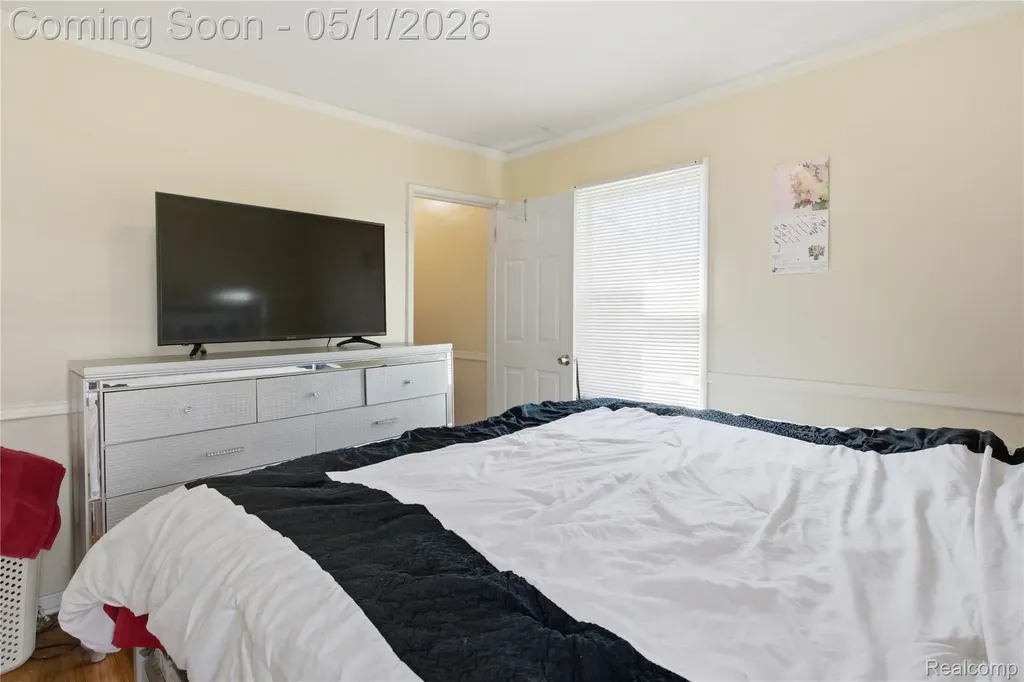 16240 Manning Street Detroit City MI 48205