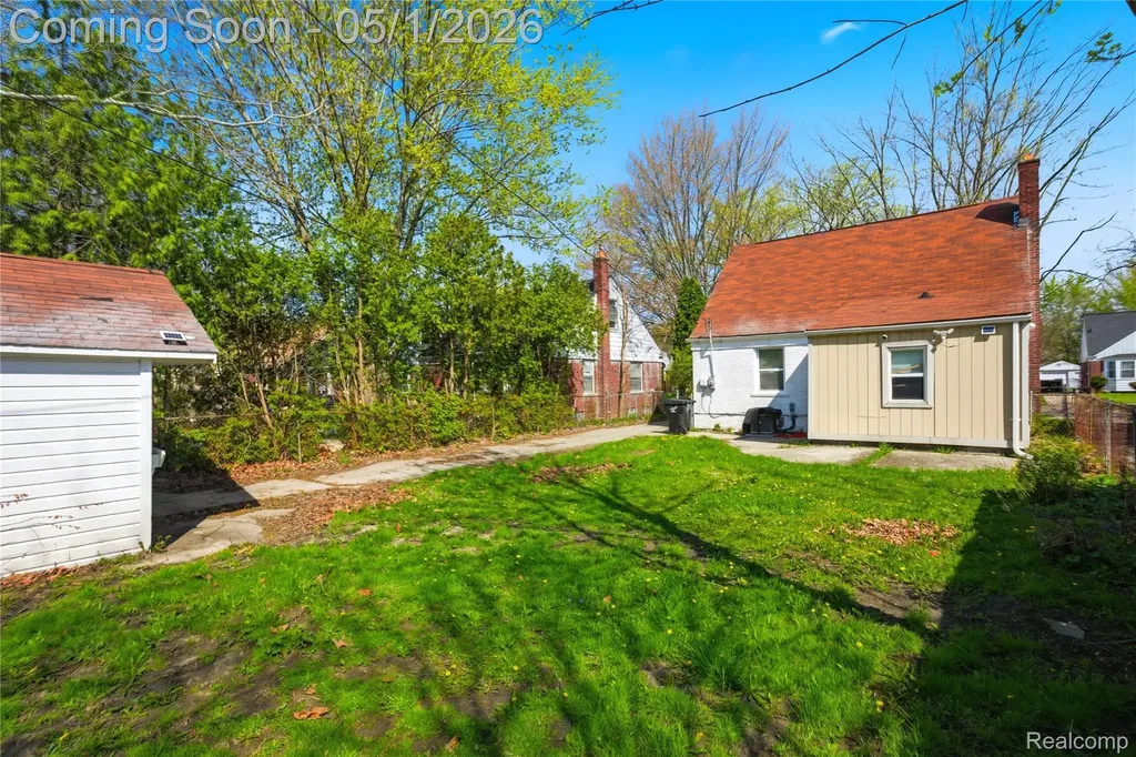 16240 Manning Street Detroit City MI 48205