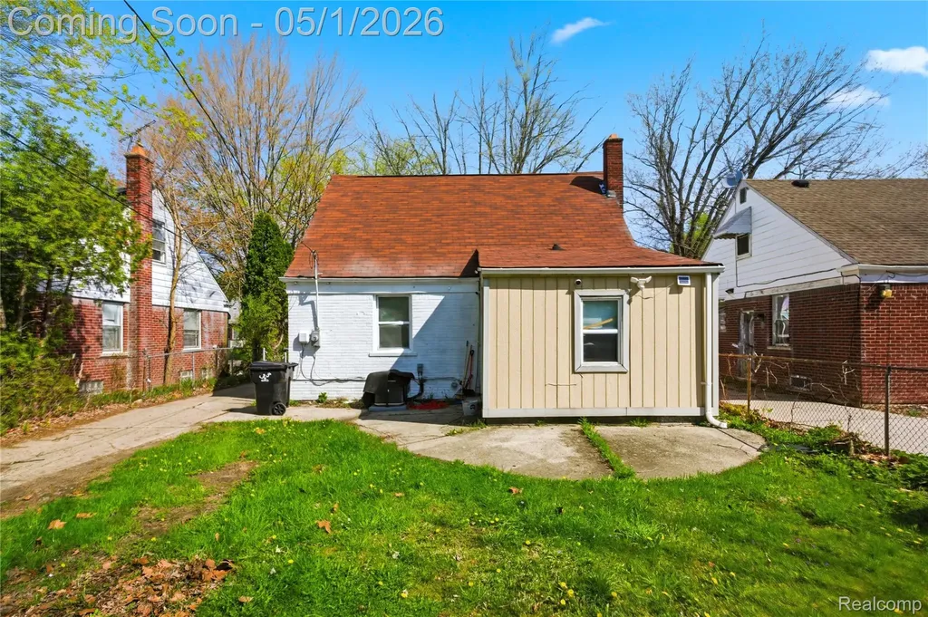 16240 Manning Street Detroit City MI 48205