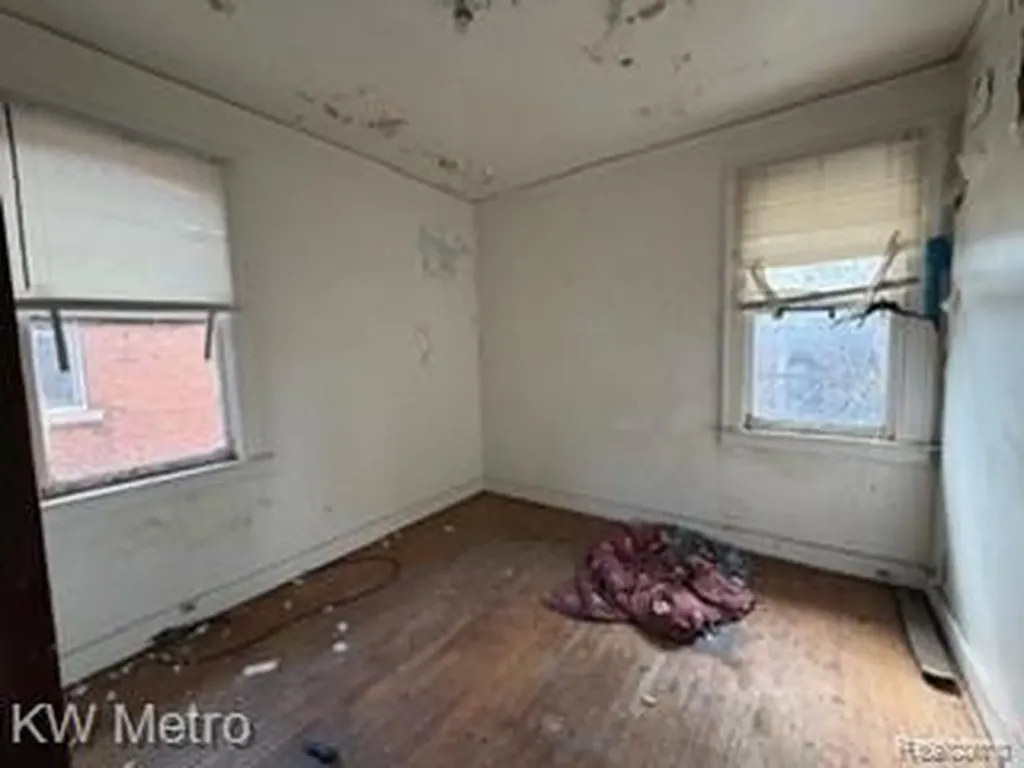 3331 Kendall Street Detroit City MI 48238