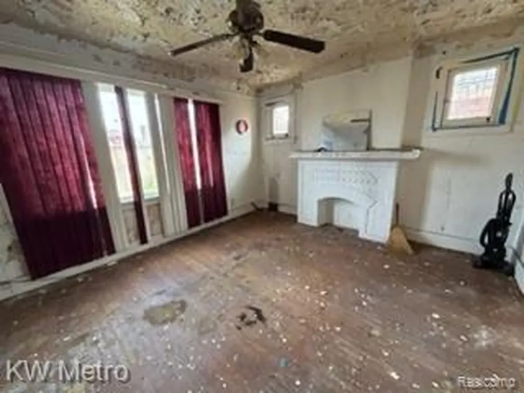 3331 Kendall Street Detroit City MI 48238